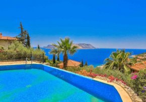 Yarımada Deniz Manzaralı Villa Cindy